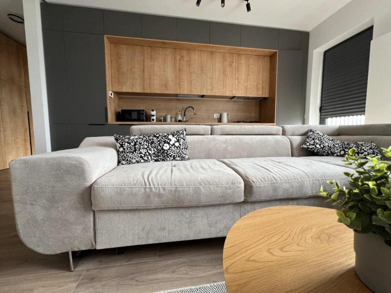High-Rise Luxury Apartment With Free Parking Bucureşti Ngoại thất bức ảnh